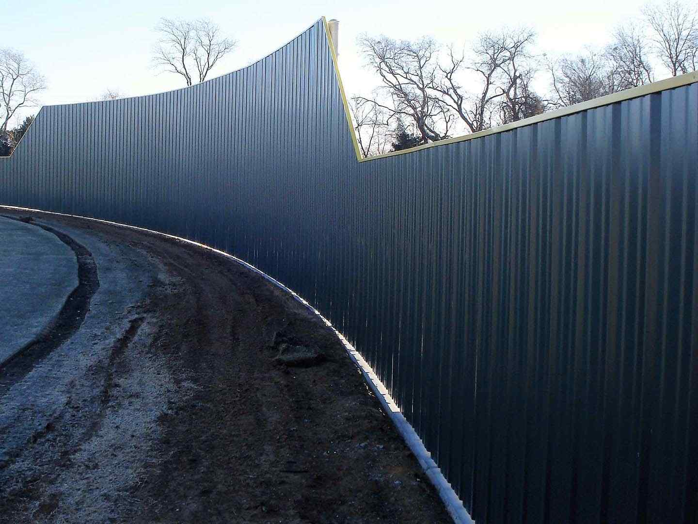 Photo of an R-Panel fence in North Dallas Fort Worth