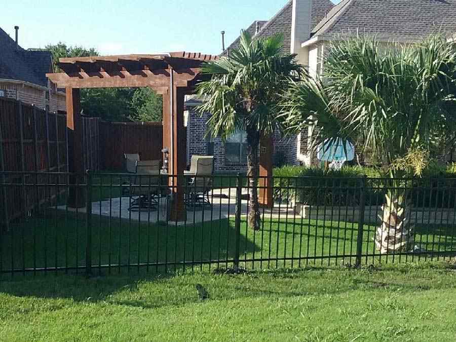 Residential Aluminum Fence - North DFW Area